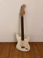 Aged white squier strat, Muziek en Instrumenten, Instrumenten | Onderdelen, Ophalen, Zo goed als nieuw, Elektrische gitaar