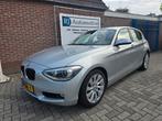BMW 1-serie 118i Business+ NIEUWE APK/NAP/AUTOMAAT, Gebruikt, 4 cilinders, 1290 kg, Origineel Nederlands