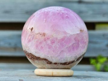Prachtige roze aragoniet bol 69mm beschikbaar voor biedingen