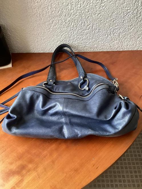 Blauwe leren tas, Sieraden, Tassen en Uiterlijk, Tassen | Damestassen, Zo goed als nieuw, Blauw, Ophalen