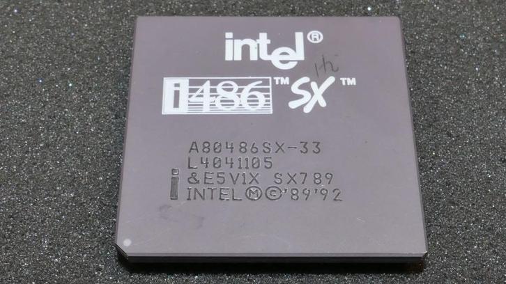 Intel | 486SX-33 | CPU | Processor | 33 MHz | Socket 3, Computers en Software, Vintage Computers, Ophalen of Verzenden