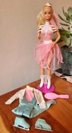 Icecapades holiday on ice Barbie + Kenoutfit, Verzamelen, Ophalen of Verzenden, Zo goed als nieuw