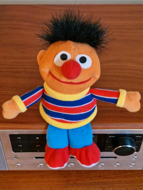 Vintage 1995 Ernie Sesamstraat knuffel pop Tyco Preschool, Kinderen en Baby's, Speelgoed | Knuffels en Pluche, Zo goed als nieuw