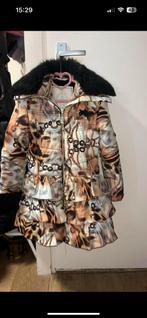 Le chic jas maat 128, Ophalen, Meisje, Le Chic, Zo goed als nieuw