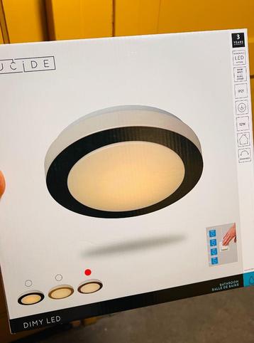 Nog nieuw in doos, mooie pland lamp beschikbaar voor biedingen