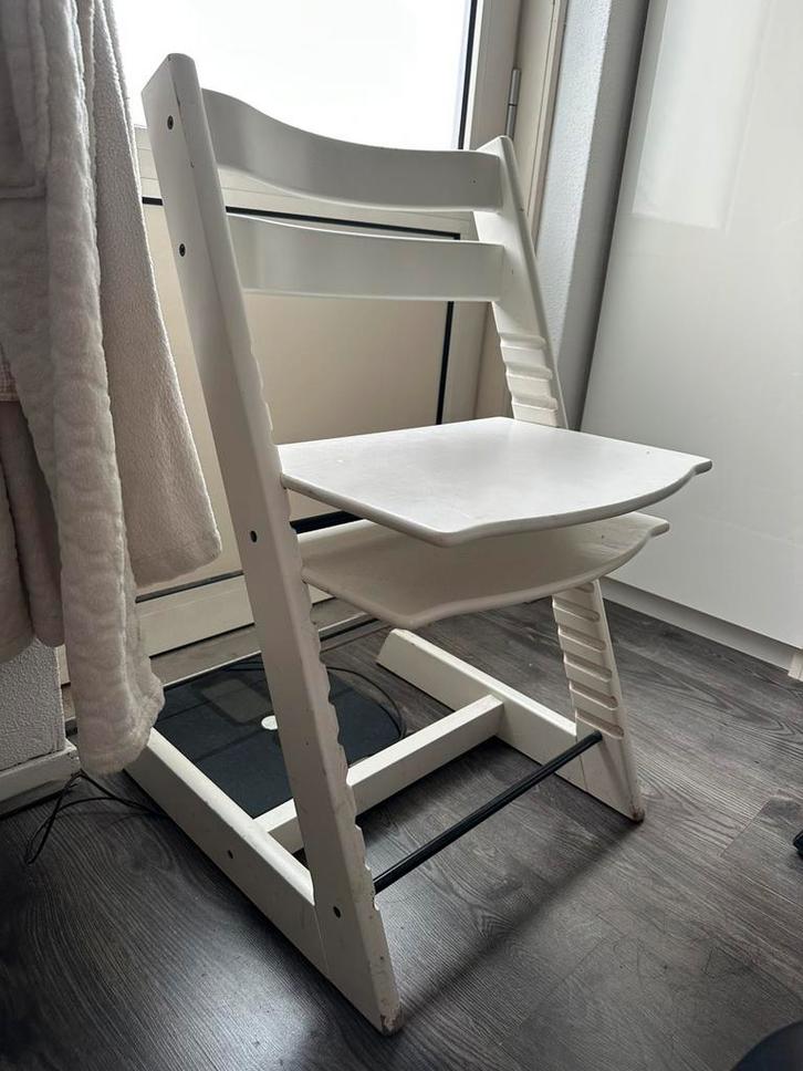 Stokke tripp trapp incl newbornset en peuterset, Huis en Inrichting, Stoelen, Zo goed als nieuw, Eén, Wit, Ophalen