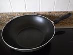 Wok Tefal 28 cm, Huis en Inrichting, Keuken | Potten en Pannen, Overige materialen, Gebruikt, Ophalen of Verzenden, Wok