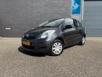 Toyota Yaris 1.0 12V Vvt-i 3DR Terra Nieuwe APK, Auto's, 965 kg, Origineel Nederlands, Handgeschakeld, 3 cilinders