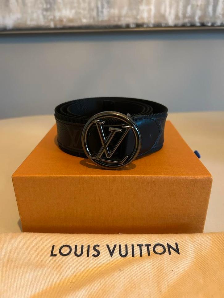 Louis Vuitton circle 40mm riem 95cm maat 38, Kleding | Heren, Riemen en Ceinturen, Zo goed als nieuw, Riem of Ceintuur, 95 tot 105 cm