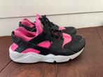 Nike Huarache maat 40 valt als 38, Gedragen, Ophalen of Verzenden, Sneakers of Gympen