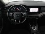 Skoda Octavia 1.4 TSI RS iV PHEV Business | Stoelverwarming, Auto's, Stof, Gebruikt, 4 cilinders, Hybride Elektrisch/Benzine