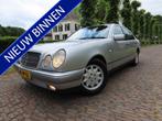 Mercedes-Benz E-Klasse 240 Avantgarde 170 PK! Automaat Ecc C, Auto's, 65 €/maand, Achterwielaandrijving, Gebruikt, Bedrijf