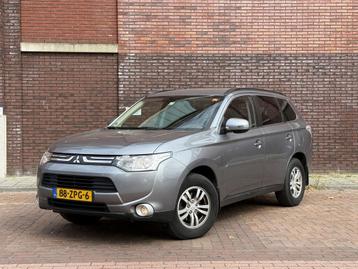 Mitsubishi Outlander 2.0 Intense | Climate Control | Trekhaa beschikbaar voor biedingen
