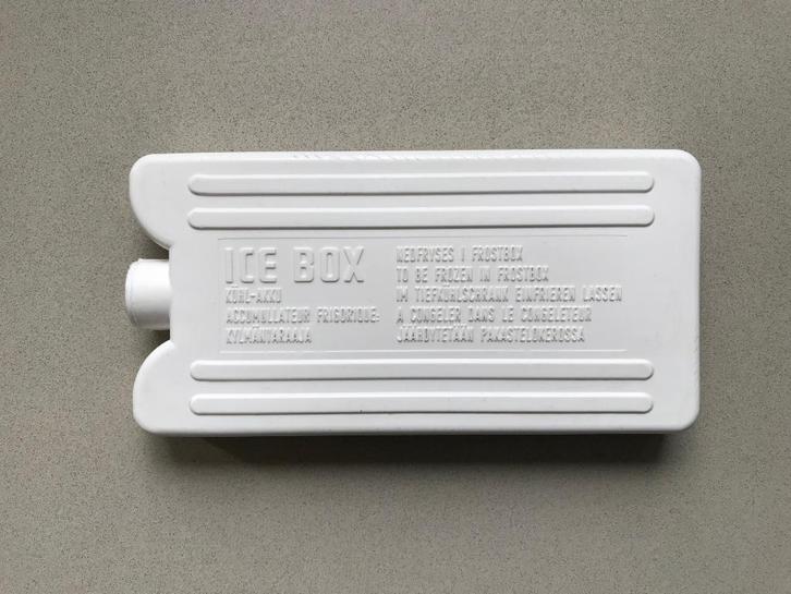 Koelelement van ROSTI Denmark ICE BOX wit, Caravans en Kamperen, Koelboxen, Zo goed als nieuw, Koel-accessoire, Koelelement, Ophalen