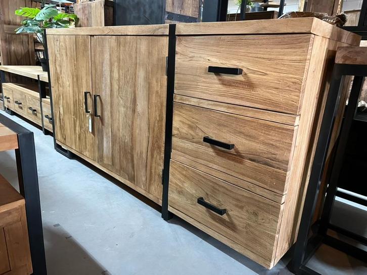 Dressoir 175cm, geborsteld teak, kast, metaal, AANBIEDING, Huis en Inrichting, Kasten | Dressoirs, Nieuw, 150 tot 200 cm, 50 tot 75 cm