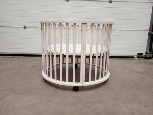 Europe Baby Circa Ronde Box Oatmeal., Kinderen en Baby's, Boxen, Zo goed als nieuw, Rond, In hoogte verstelbaar, Wieltjes, Ophalen