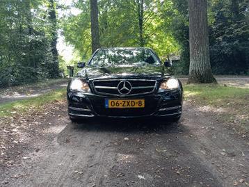Mercedes-Benz C-Klasse 1.6 C180 Sedan 2013 Zwart Nieuwst aut beschikbaar voor biedingen
