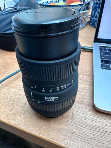 Sigma 55-200mm Zoomlens beschikbaar voor biedingen