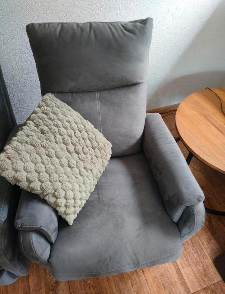 Antraciet Fauteuil - Comfortabel en Stijlvol, Huis en Inrichting, Fauteuils, Stof, 75 tot 100 cm, Ophalen