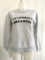 Grijze trui met 'California Dreaming' print maat S / 36, Ophalen of Verzenden, Zo goed als nieuw, Maat 36 (S), Grijs