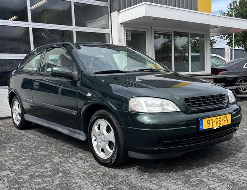 Opel Astra 1.6 Pearl Automaat AIrco Leder Sportstoelen, Auto's, Oldtimers, Bedrijf, Te koop, ABS, Airbags, Airconditioning, Alarm