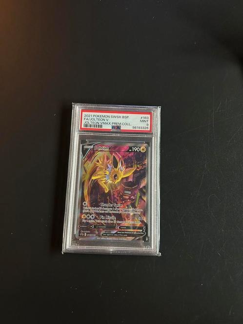 Pokemon - Jolteon PSA 9, Hobby en Vrije tijd, Verzamelkaartspellen | Pokémon, Nieuw, Losse kaart, Foil, Ophalen of Verzenden