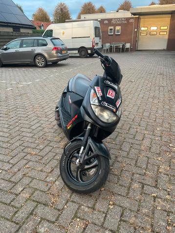 Peugeot vivacity 70cc beschikbaar voor biedingen
