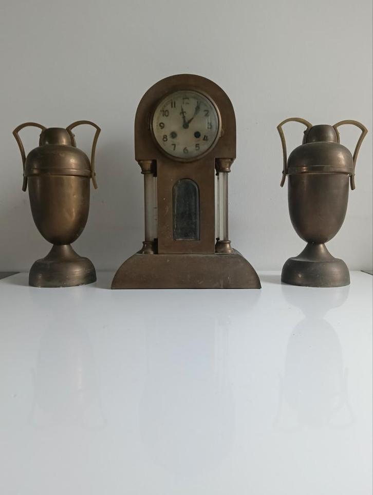 Antieke pendule met vazen, Antiek en Kunst, Antiek | Klokken, Ophalen of Verzenden