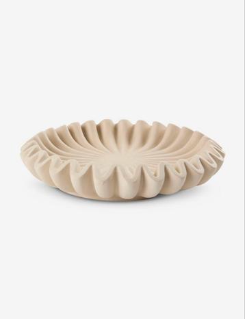 Beige Schaal met Golvend Design beschikbaar voor biedingen