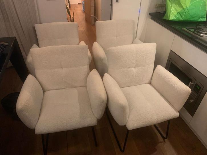 Set van 4 bouclé eetkamerstoelen, crème wit, Huis en Inrichting, Stoelen, Zo goed als nieuw, Vier, Stof, Wit, Ophalen