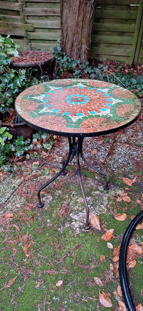 Leuk op te knappen tuintafeltje, Tuin en Terras, Tuintafels, Gebruikt, Rond, Metaal, Ophalen