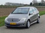Mercedes-Benz B-Klasse 200 Classic /Lage KM !/Parkhulp V+A/A, Gebruikt, Beige, 4 cilinders, 1290 kg