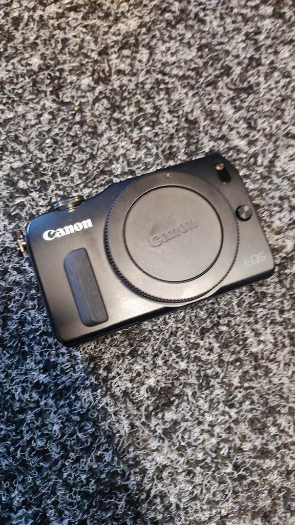 Canon eos m, Audio, Tv en Foto, Fotocamera's Digitaal, Zo goed als nieuw, Canon, Geen optische zoom, Verzenden