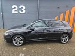 Volkswagen Golf 1.5 Etsi 150pk 7-DSG 2020 Zwart pano led !!!, Auto's, Stof, 4 cilinders, Zwart, Bedrijf