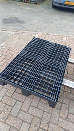 pallets kunststof 80x120 cm europallets, Ophalen, Zo goed als nieuw, Pallet, Minder dan 200 cm