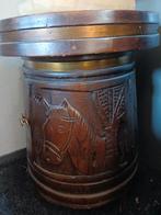 Tafelton met paardenafbeelding, Ophalen