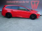 Ford FOCUS Wagon 1.5 ST-LINE | RED EDITION | NAVIGATIE | CRU, 65 €/maand, Stof, 4 cilinders, 150 pk