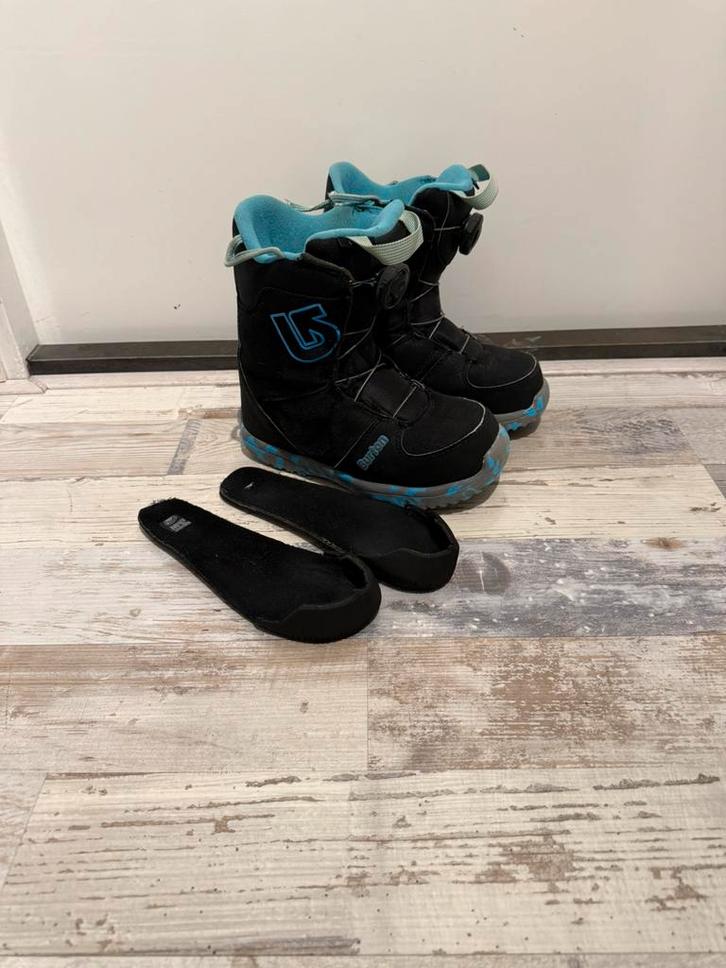 Burton youth grom boa maat 31 t/m 34 3k, Sport en Fitness, Snowboarden, Zo goed als nieuw, Schoenen, Ophalen of Verzenden