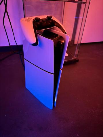 Playstation 5 Digital (3MND oud) beschikbaar voor biedingen