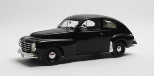 Volvo PV444 1947 zwart  (1:18, Cult scale models), Hobby en Vrije tijd, Modelauto's | 1:18, Nieuw, Auto, Overige merken, Ophalen of Verzenden