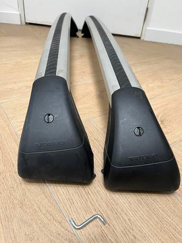 Originele Volvo V70 Glad Dak Dakdragers Model 2008 - 2016 beschikbaar voor biedingen
