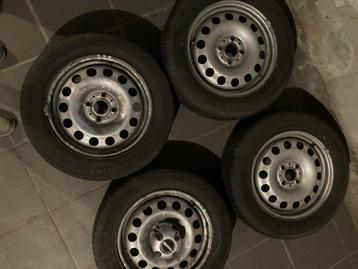 4 nieuwe Michelin banden 175/65 R15 met velgen beschikbaar voor biedingen