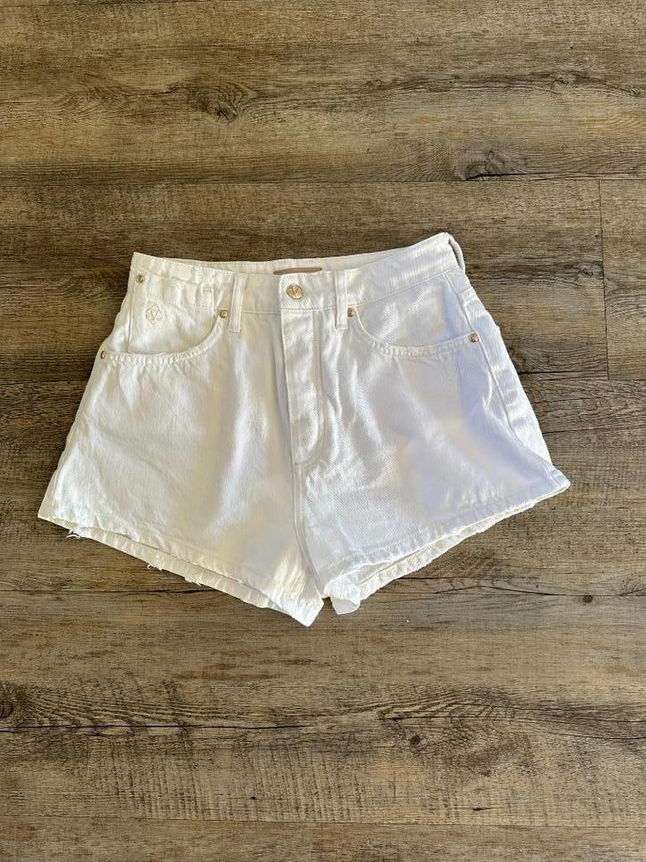 Super leuk wit spijkerbroekje van Josh V, maat M, ZGAN!, Kleding | Dames, Spijkerbroeken en Jeans, Zo goed als nieuw, W30 - W32 (confectie 38/40)