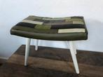 Vintage voetenbankje groen leer hocker poef kruk, Huis en Inrichting, Banken | Voetenbanken en Poefen, Ophalen, Minder dan 50 cm