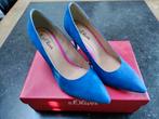 Blauwe s.Oliver pumps maat 40, Ophalen of Verzenden, Zo goed als nieuw, Blauw