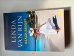 Beach resort, Linda van Rijn, Ophalen of Verzenden, Zo goed als nieuw