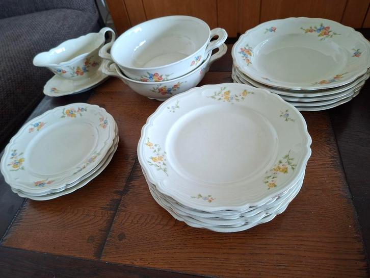 Kahla Servies - Compleet!, Antiek en Kunst, Antiek | Servies compleet, Ophalen of Verzenden