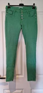 Groene spijkerbroek van place du jour

Maat 40, Kleding | Dames, Broeken en Pantalons, Maat 38/40 (M), Ophalen of Verzenden, Zo goed als nieuw