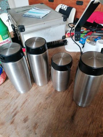 Te koop Jura Dubbelwandige melkbekers.  beschikbaar voor biedingen