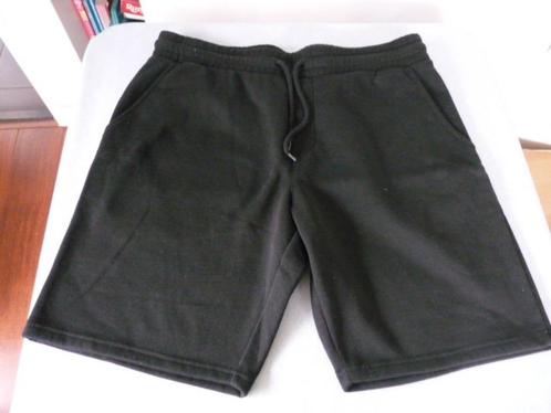 Zwart kortebroek bermuda sportbroek van FSBN, mt XXL, Kleding | Heren, Sportkleding, Zo goed als nieuw, Algemeen, Overige maten